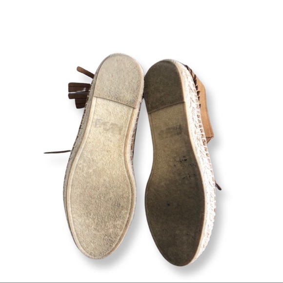 Saint Laurent Fringe Desert Boots - Picture 3 of 3